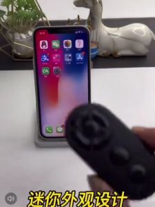 BLUETOOTH REMOTE/SHUTTER/WITH VIDEO RECORDING BUTTON RECHARGING