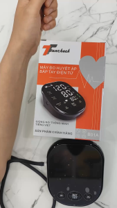 Máy đo huyết áp bắp tay Titancheck B01A Màn hình led kỹ thuật số pin sạc Lithium + tặng máy đo đường huyết