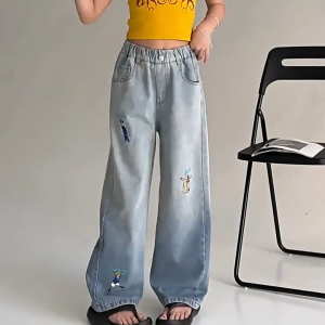 กางเกงยีนส์เด็กผู้หญิง กางเกงเด็ก การออกแบบปัก เวอร์ชั่นเกาหลี เอวยางยืด ใหม่สําหรับปี 2025【จัดส่งจากประเทศไทย】