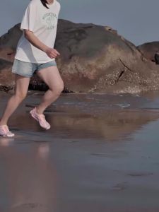 Water Shoes Mens Barefoot ShoesNon-SlipBreathable And Quick-DryingSuitable For Outdoor Beach And Indoor Fitness Sports Shoes
