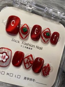 New Year Handmade Cherry Short Fake Nails Bright Color Series Good Luck Red Ruby Cat Eye Wearable False Nails China Made