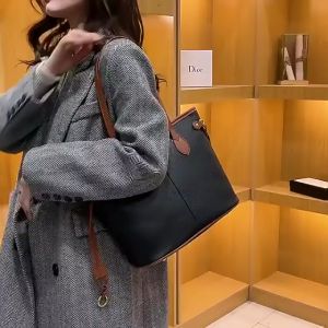 Tas Tangan Desainer Tren Tote Besar Vintage Kasual Fashion Untuk Wanita Tas Bahu Ketiak Wanita Korea Kulit COD(BAYAR DI TEMPAT)