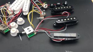Electric Guitar Pickup Harness 5-Way Switch 2T1V Control SSH Pickup 250K Potentiometer Guitar Connection Line