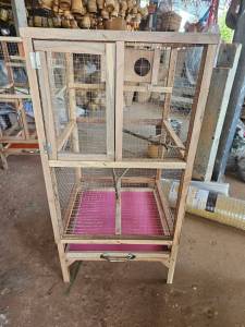 กรงสัตว์เลี้ยงแบบมีบ้าน มีถาดรอง  ขนาด100×50×50ซม. (สินค้าเป็นงานDIYรูปแบบอาจผิดจากรูปบ้างเล็กหน่อย)