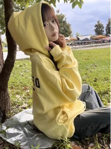 หลวม โอเวอร์ไซส์ เสื้อฮู้ด ผู้หญิง สีเหลือง เสื้อสเว็ตเชิ้ต เสื้อแจ๊กเก็ตบางพิมพ์ลายใหม่ 2024 อินเทรนด์ สตรีทสไตล์ ใส่สบาย ผ้าฝ้าย มีเส้น