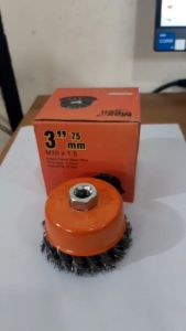 Cup Brush Sikat Mangkok Kepang: Alat Membersihkan Piring Praktis