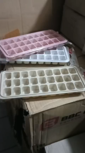 Cetakan Jelly Puding / Cetakan Es Batu ASVITA 27 Sekat