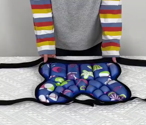 【1-3 Days Delivery】Kids Roller Skating EVA Paded Hip Pad Short Pants 3D Protection Hip Butt Guard Impact Pad