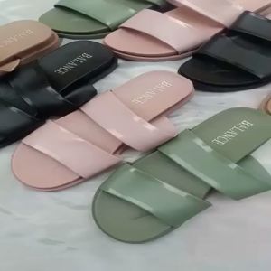 Sendal Wanita Karet BLC 0912-1 Sendal selop Jelly Ban Dua Selop Kekinian Untuk Cewek Dewasa Termurah