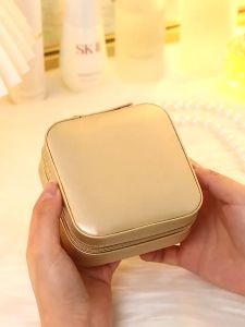 Hộp đựng trang sức nữ trang và phụ kiện bọc da sang trọng chia ngăn sắp xếp gọn gàng đi du lịch
