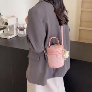 【SHIP 24H】Small Bag Niche New Style Fashion Cylinder Shoulder Messenger Bag Popular Portable Bucket Bag