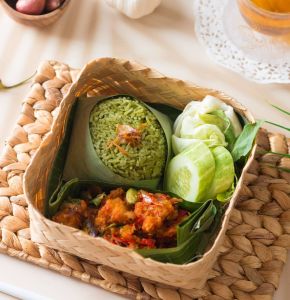 Sepasang Besek Bambu 15x15 Natural Grosir Banjarnegara