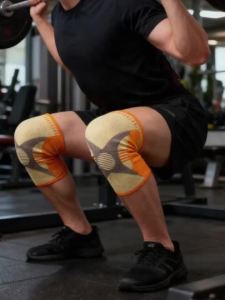 1PCS Knee Compression Sleeve Knee Brace - Patella Gel Pad & Side Stabilizers Design for Men/Women Perfect for Running Workout