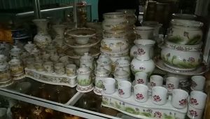 Ly nước thờ cúng sứ trắng hoa sen vàng-Nhiều cỡ