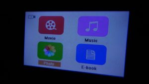 COD Luxuglow Proyektor Mini Portable LCD Full HD 1080P Build-in Speaker YT200 / Proyektor Mini Untuk Hp Dan Tv Laptop Portable Proyektor Layer Lebar