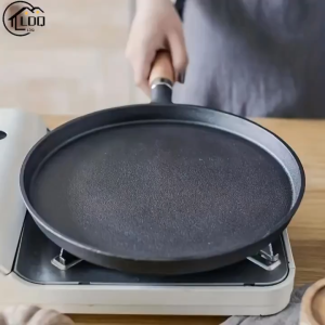 High-quality cast iron nonstick frying pan with wooden handle for omelets pancakes and crepes suitable for induction hobs and household cooking - COD