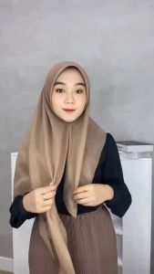Hijab Segi Empat Voal Miracle
