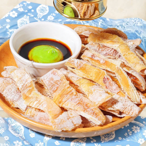 XIANSHIZI | Ready-to-Eat Snack Squid Dry Charcoal Grilled Hand-Torn Dried Squid