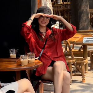 Simple Penny-Level Quality! Niche Style Channel Goods! Idle Style Red Loose-Fitting Cotton and Linen Sun Protection Shirt for Women