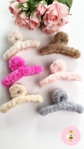 Pinky Bee Jepit Rambut Bulu 69060200