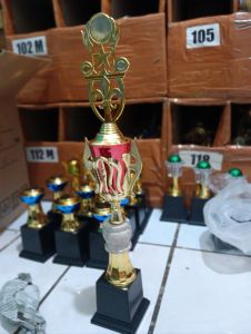 Piala Pramuka Marmer Figur Tunas Kalapa K.2