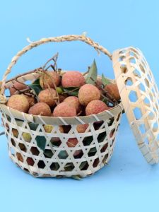 Handwoven Bamboo Fruit Picking Basket Local Specialties Packaging Basket Egg Carrier Rice Cake Packaging Home Decorative Basket