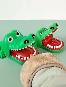 Big Size Crocodile Mouth Dentist Bite Finger Game Funny Toy For Kids