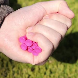 Bộ 30 Gậy Đánh Golf Bằng Gỗ Dài 4 Inch Màu Sắc Tươi Sáng Làm Từ Tre Cao Cấp Với Thiết Kế Sọc Giúp Giữ Độ Cao Ổn Định Khi Chơi Golf