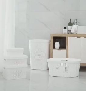 ตะกร้าผ้าพลาสติก 45/60L ตะกร้าพลาสติก มีฝาปิด ความเหนียวที่ดี สไตล์เรียบง่าย