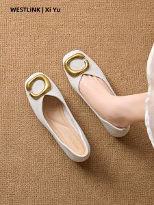 French Style Soft Bottom Flats Elegant and Stylish