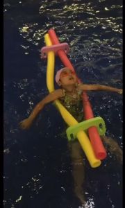 STIK BELAJAR RENANG  BATANGAN BUSA PERMAINAN KEGIATAN PLAYGROUP SEKOLAH EVEN OLAHRAGA MULTIFUNGSI  BUSA BATANGAN FULL PADAT BISA MENGAPUNG BATTLE PERMAINAN ANTI SAKIT