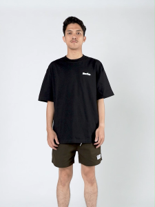Moutley Kaos Pria Lengan Pendek Oversized Fit Katun 20s Type OL-100425
