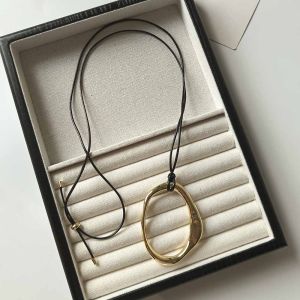 Minimalist Geometric Irregular Pendant Leather Rope Necklace Adjustable High-End Long Sweater Chain Women Fashion Jewelry