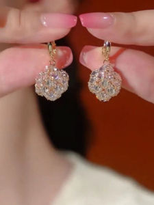 ต่างหูเพชรสุดหรู ดีไซน์เก๋ไก๋ ทรงสี่เหลี่ยม 3D ทันสมัย อเนกประสงค์ เครื่องประดับแฟชั่นสำหรับผู้หญิง