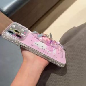 Sanrio | Ốp Điện Thoại Hello Kitty Dễ Thương Dành Cho iPhone 17/16/15 Pro Max Kèm Dây Đeo - Thiết Kế Viền Hoa Hồng Hoạt Hình Toàn Diện Chống Sốc Chống Xước