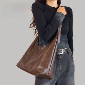 กระเป๋าถือหนังนิ่ม กระเป๋าสะพายข้างสำหรับเดินทางและเรียน ขนาดใหญ่ ปิดด้วยซิป กระเป๋าถือ PU กระเป๋าสะพายข้างผู้หญิง กระเป๋าสะพายข้าง