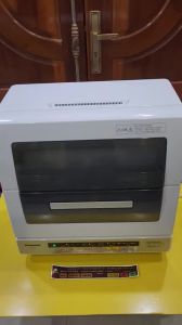 Máy rửa bát nội địa Nhật Panasonic NP-TR7 (1453E00607)_Hàng nội địa Nhật đã qua sử dụng điện 100V
