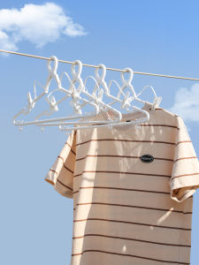 Windproof Hanger High-Rise Anti-Fall Anti-Blow Away Drying Rack with Clip High-Rise Outdoor Automatic Buckle Hang the Clothes Handy Gadget