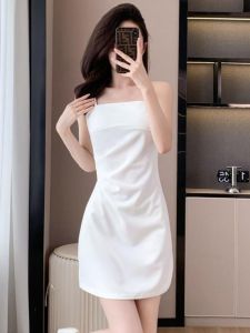 Váy Ngắn Mùa Thu Màu Trắng Ôm Vừa Vặn Thanh Lịch Cho Nữ Váy Ngắn Gợi Cảm Hở Lưng Khóa Kéo Vô Hình Váy Chữ a Không Tay