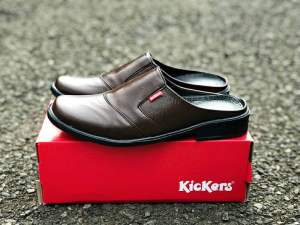 Sepatu pria bustong kulit PU pantofel sepatu kulit slip on