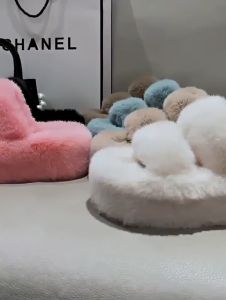 Korean fashion casual trending thick chunky White classic soft breath flat flip sandal sliiper women