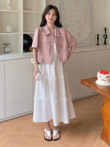 ชุดเดรสคาร์ดิแกนสายเดี่ยวสำหรับผู้หญิงในช่วงฤดูร้อนปี 2025 ชุดสองชิ้นสไตล์จีนใหม่ เสื้อผ้าทำงาน แขนสั้น คอวี ผ้าฝ้ายผสม