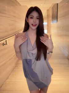 Váy Hở Lưng Phong Cách Mỹ Dành Cho Nữ Mùa Hè 2024 Váy Ngắn Bó Sát Cổ Treo Dáng Chữ a Không Tay Cạp Cao Màu Trơn