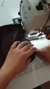 Penghantaran dari China [2025] Beg Perniagaan Berbilang Lapisan Beg Selempang Kanvas untuk Wanita Beg Bahu Beg Selempang Beg Kasual Beg Persegi Kecil Lelaki 3.5