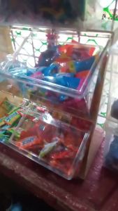 FORTUNE HOME 4 Grids Candy Display Rack With Cover Large Capacity Store Storage Rack For Snack Sira-Sira Store Organizer Multi-Funcational Storage Box