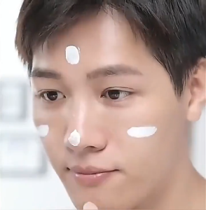 50g Cream Pria Pemutih Skincare Wajah Glowing Pria Krim Glutamen Skincare Cream Pemutih Kulit Wajah Ampuh Permanen Alami Cepat Krim Pencerah Kulit Badan Wajah Cream Penghilang Flek Dabn Bopeng Pada Wajah Pria Permanen Perawatan Jerawat Pria Laki Cowok Waj