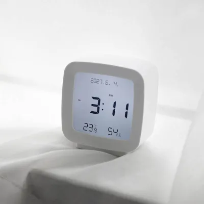 Đồng Hồ Bàn LED Có Lịch Có Đèn Led và Điều Chỉnh Âm Lượng