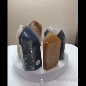 天然矿石柱natural crystal or mineral tower carving