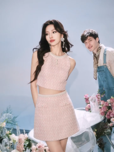 MIMIWANG ชุดเซ็ท 3 ชิ้น เสื้อแขนกุดปักมุข/กระโปรงปักมุข/เข็มกลัดดอกไม้ สไตล์ลูกคุณ สวยแพง ผ้าทวีต