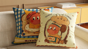 TWINKLE Pillow Bantal 45cm x 45cm -- present birthday gift